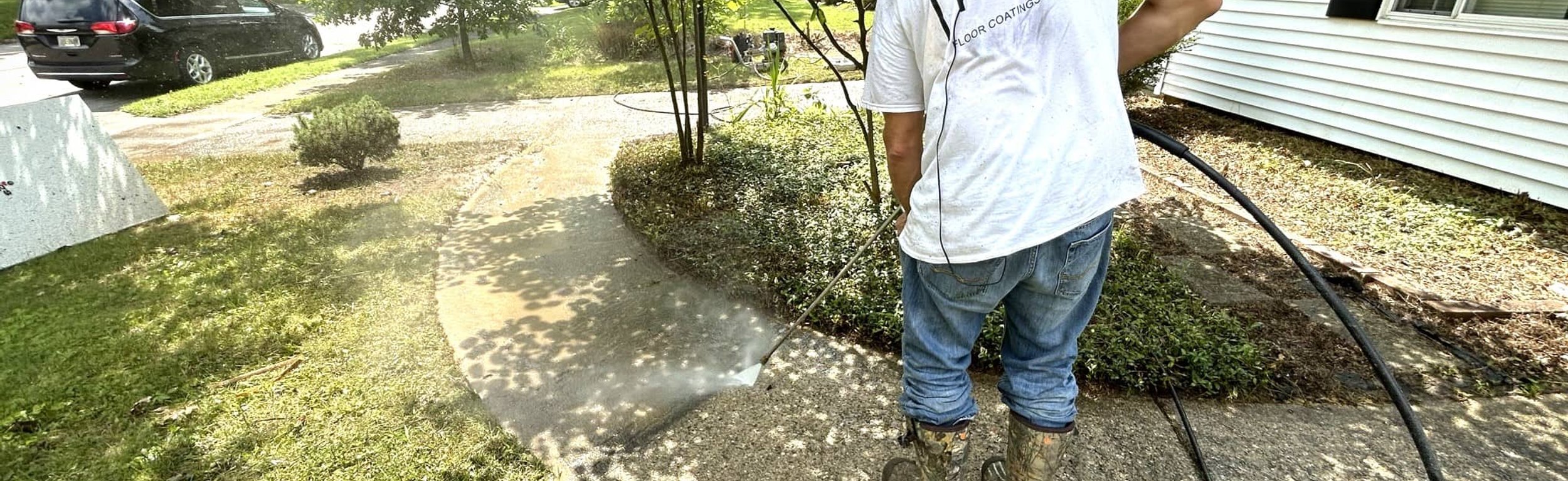 TNT Construction pressure washing services project